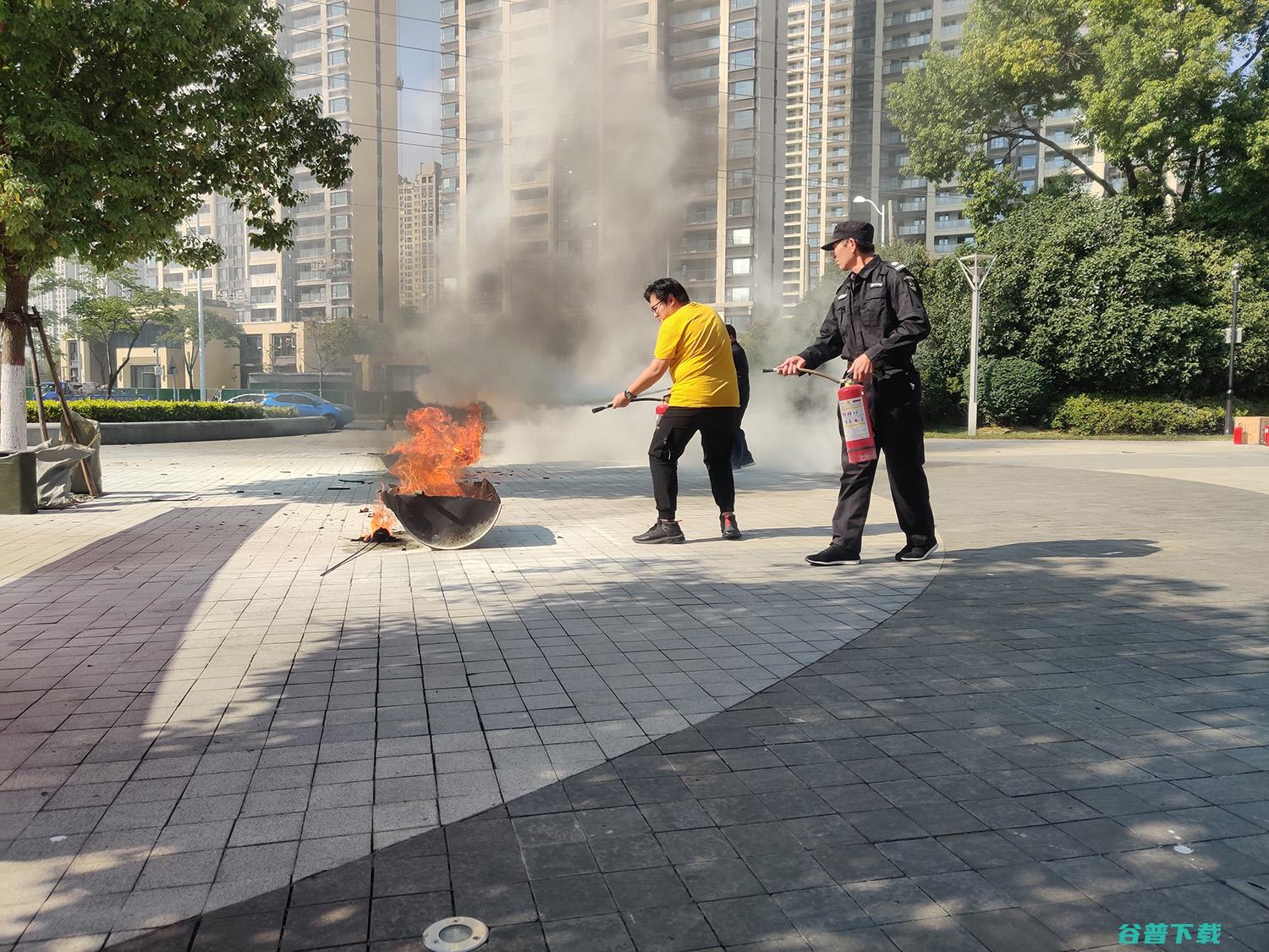 是消防演习 神武门左近冒白烟 故宫回应