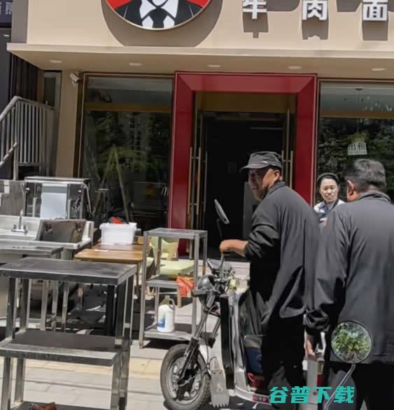 奶茶店、女装店、餐饮店是高危创业方向，原因如下： 卢松松 创业 站长故事 第2张