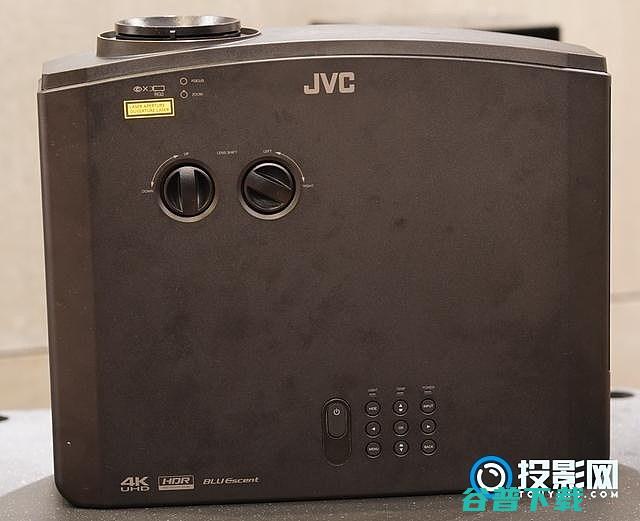 JVC第一台激光DLPN68图赏4K投影机怎么样JVCjvc