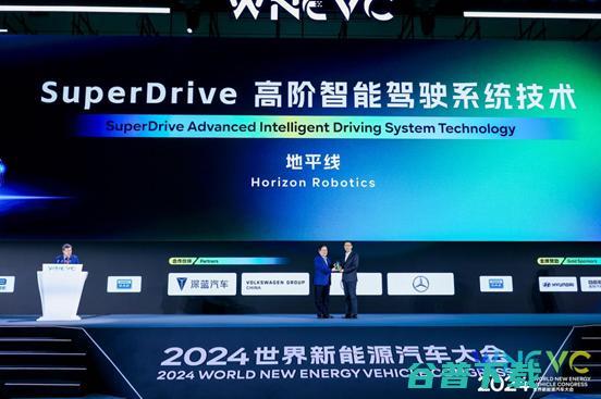 SuperDrive泛化能力显身手，助力车企“多快好省”制胜高阶竞逐