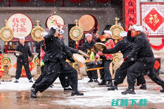 临汾锣鼓PK湘西苗歌，山西、湖南两地主播同办“村晚”吸引超1557万人观看