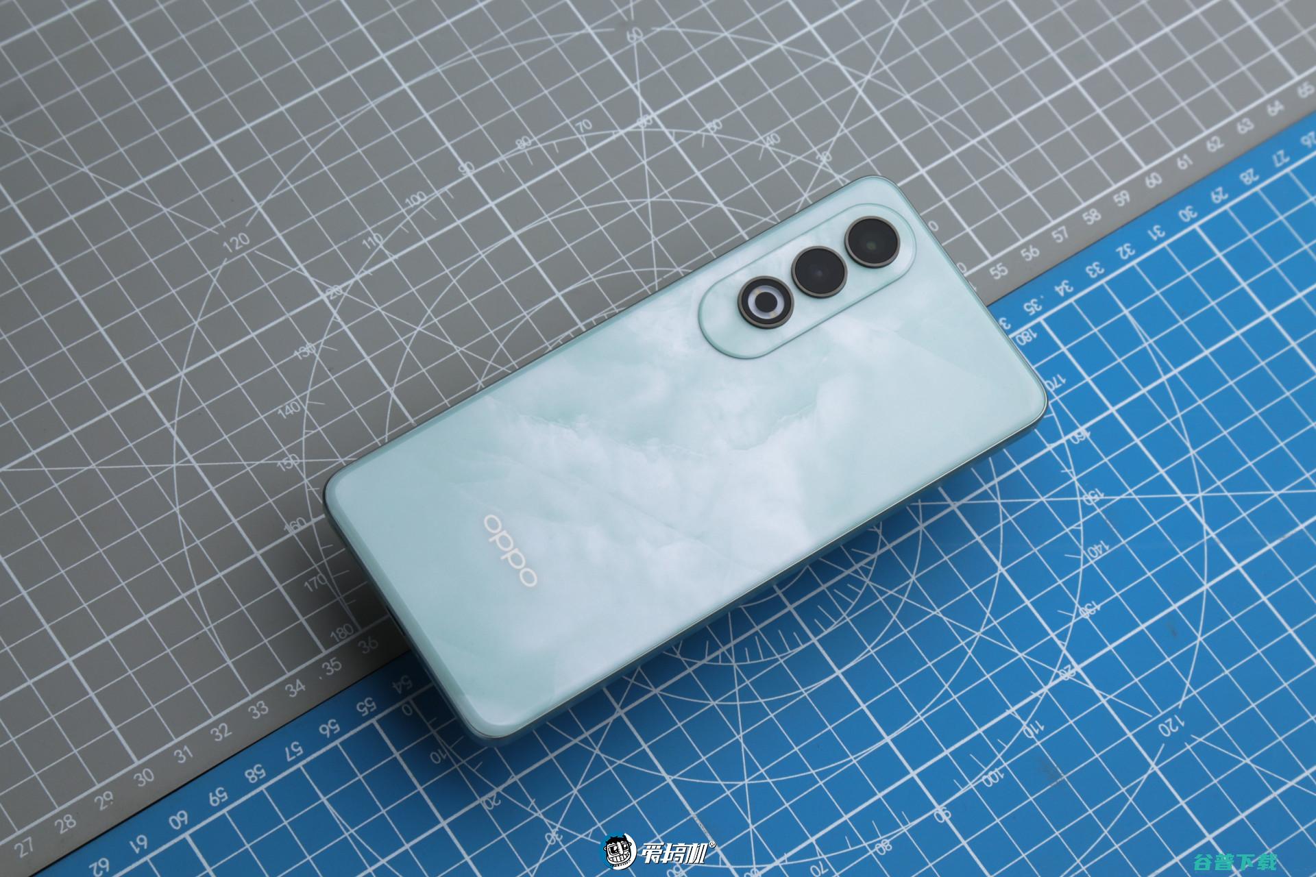 算半台三防机，OPPO K12体验评测：1.5米抗跌落、60kg抗弯折的骁龙7 Gen 3