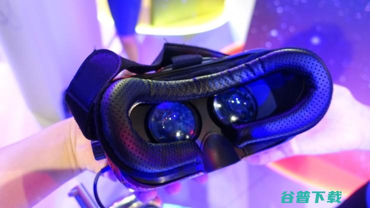 高通骁龙 835 VR 试玩：移动 VR 也能有好的 6 自由度体验 | MWC 2017