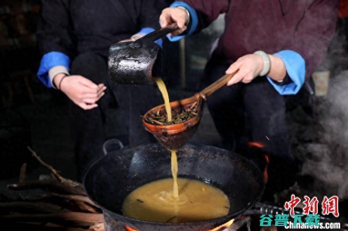 新春走基层 油茶飘香年味浓 广西三江 (新春走基层油田新能源)