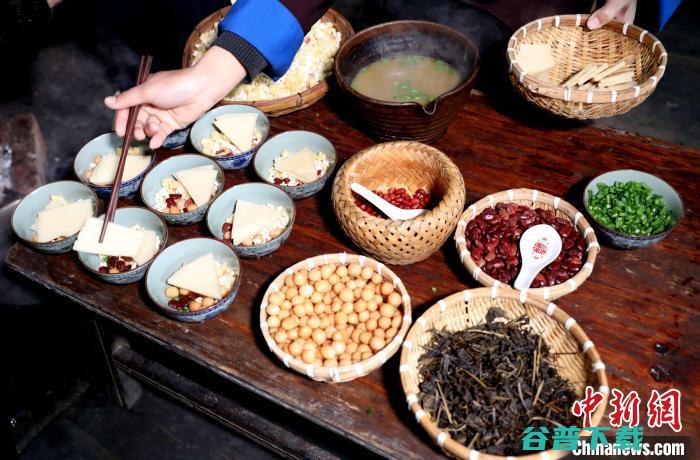 新春走基层油茶飘香年味浓三江新春走基层油